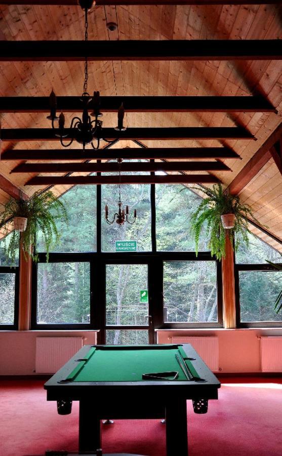 Hotel Salamandra Hoczew Buitenkant foto