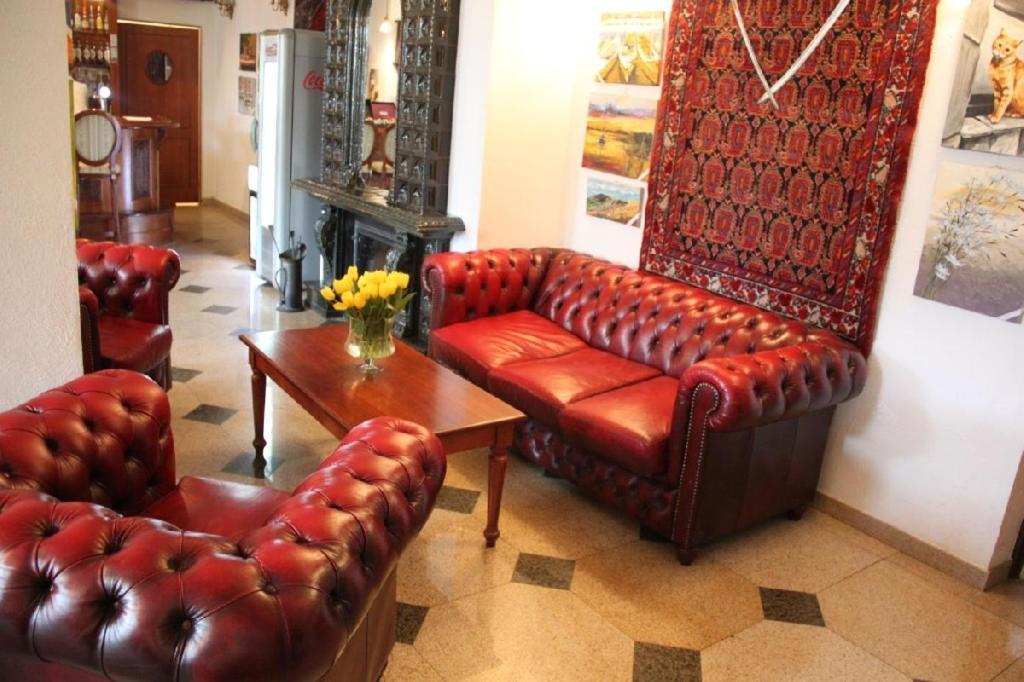 Hotel Salamandra Hoczew Buitenkant foto